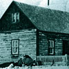 Mike Wartnow(Vaartnou) log house in the Big Valley area of Alberta in 1907.